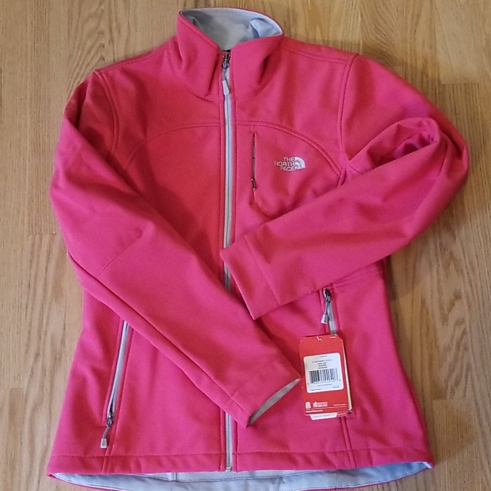 NWT North Face Apex Bionic softshell Medium